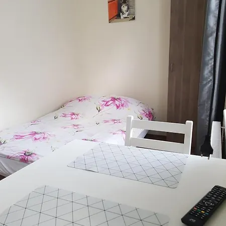 Kamienica Przy Jeziorku Magistrackim Mrągowo