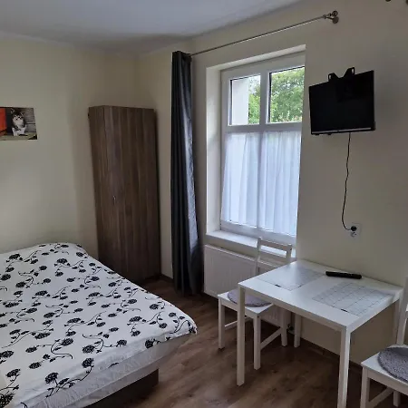 Kamienica Przy Jeziorku Magistrackim Mrągowo