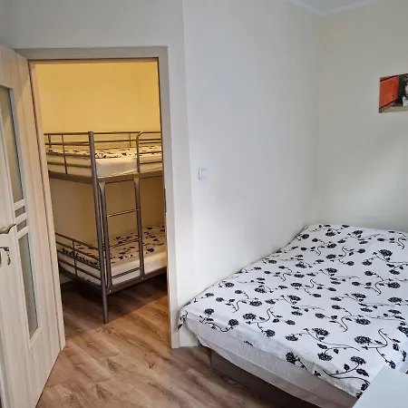 Kamienica Przy Jeziorku Magistrackim Apartment *